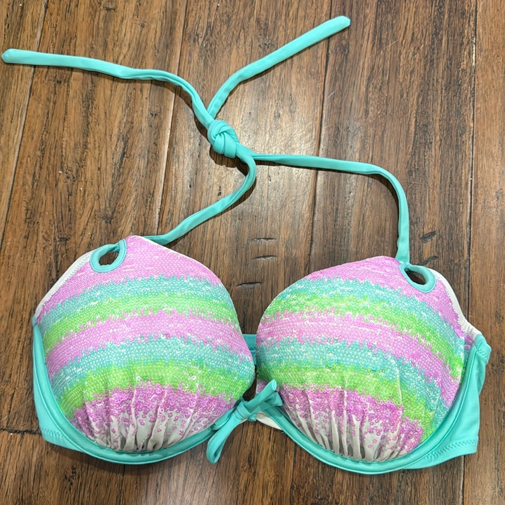 VICTORIA’S SECRET BIKINI TOP